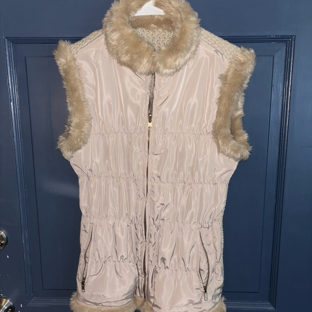 Women's Faux Fur Trim Reversible Vest - Cream